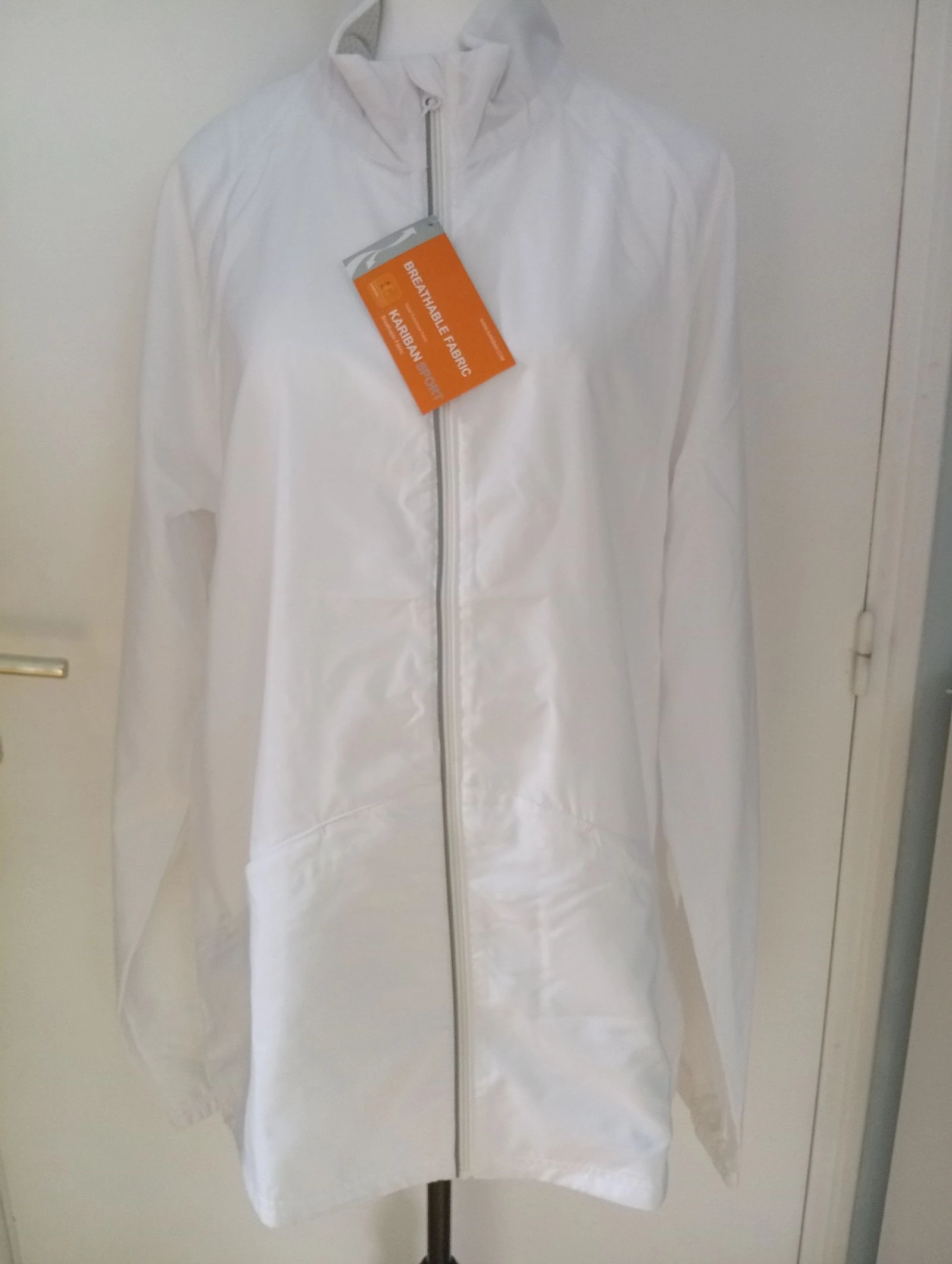 Veste légère cordon de serrage en bas